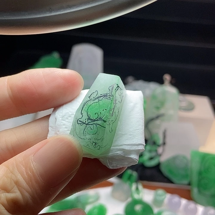 未镶嵌定制翡翠麒麟14