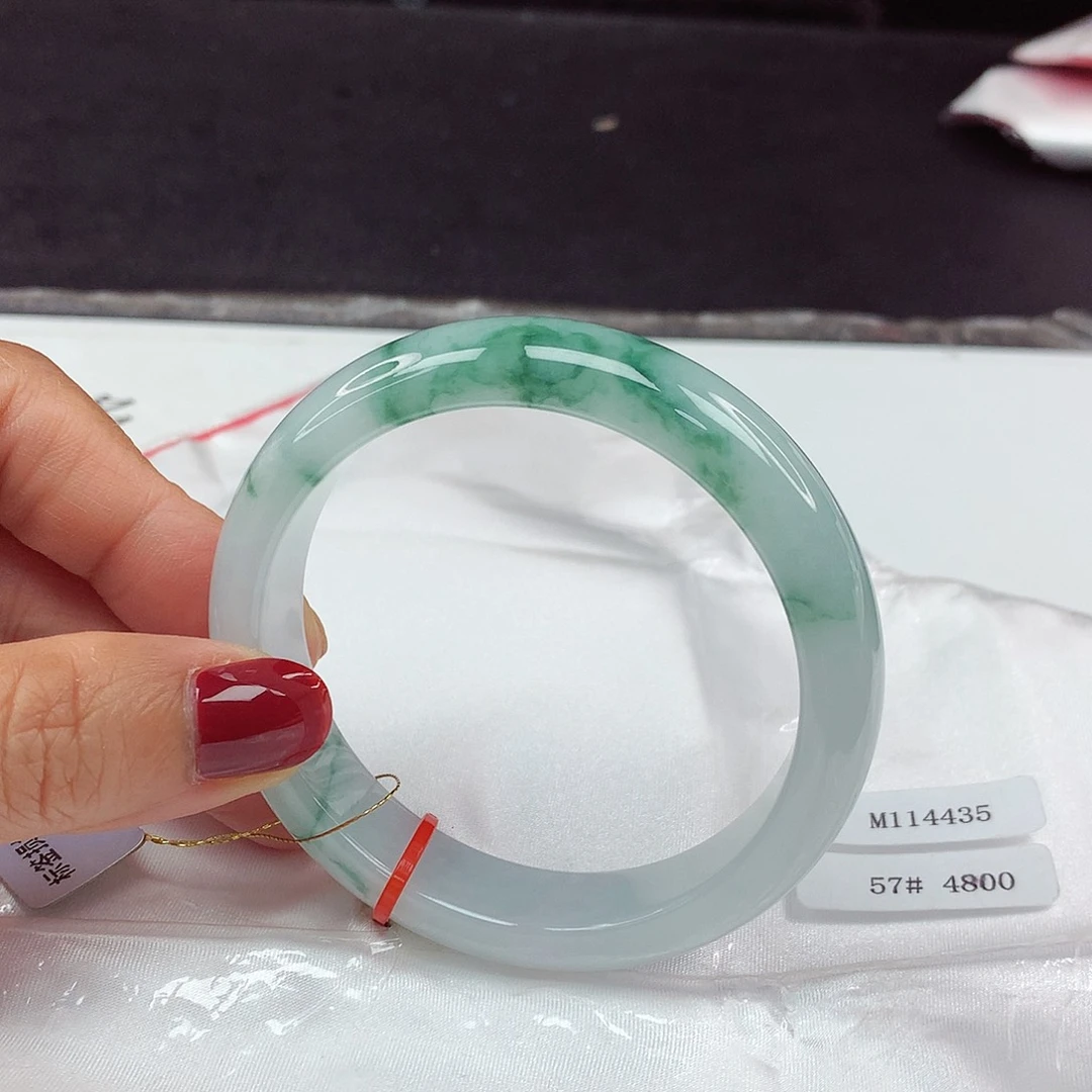 翡翠手镯未镶嵌57圈4435