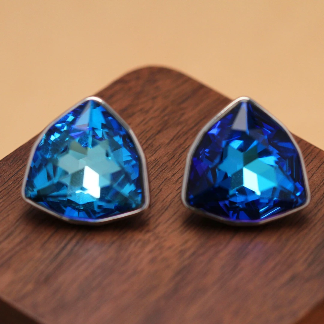 铜合金合成锆石耳饰 气质时尚精致海洋之心镶嵌轻奢耳环CS