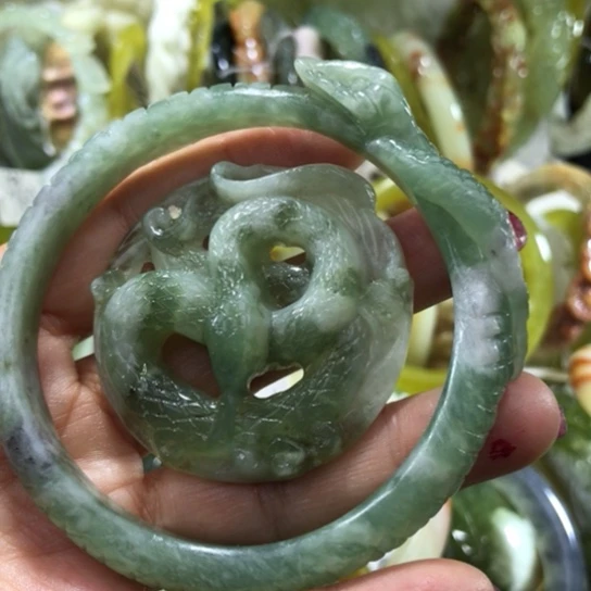 岫玉未镶嵌手镯59.60