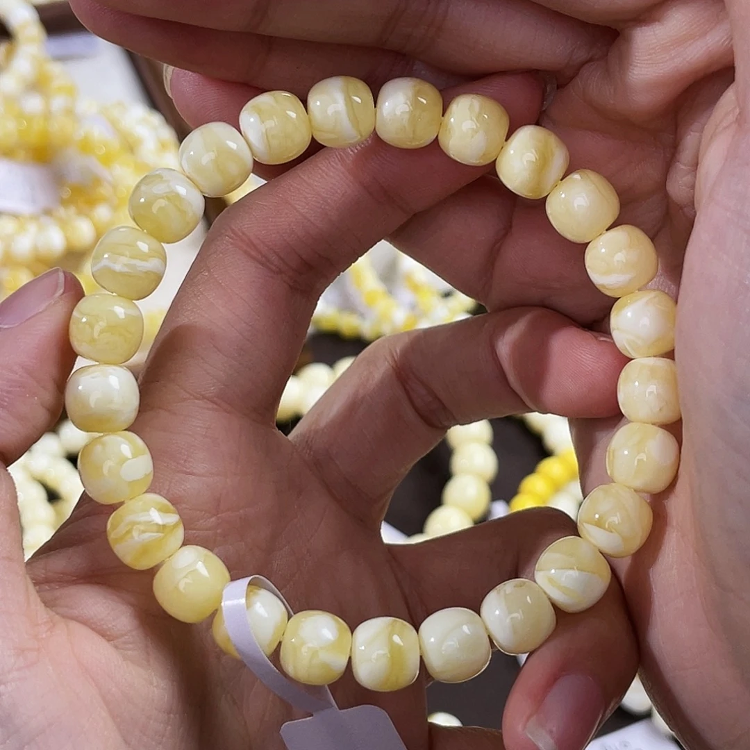 琥珀未镶嵌裸石8.5浓蜡瓷白虎皮