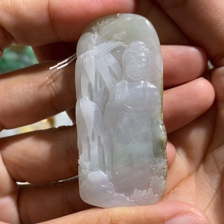 翡翠颈饰未镶嵌?****?翡翠