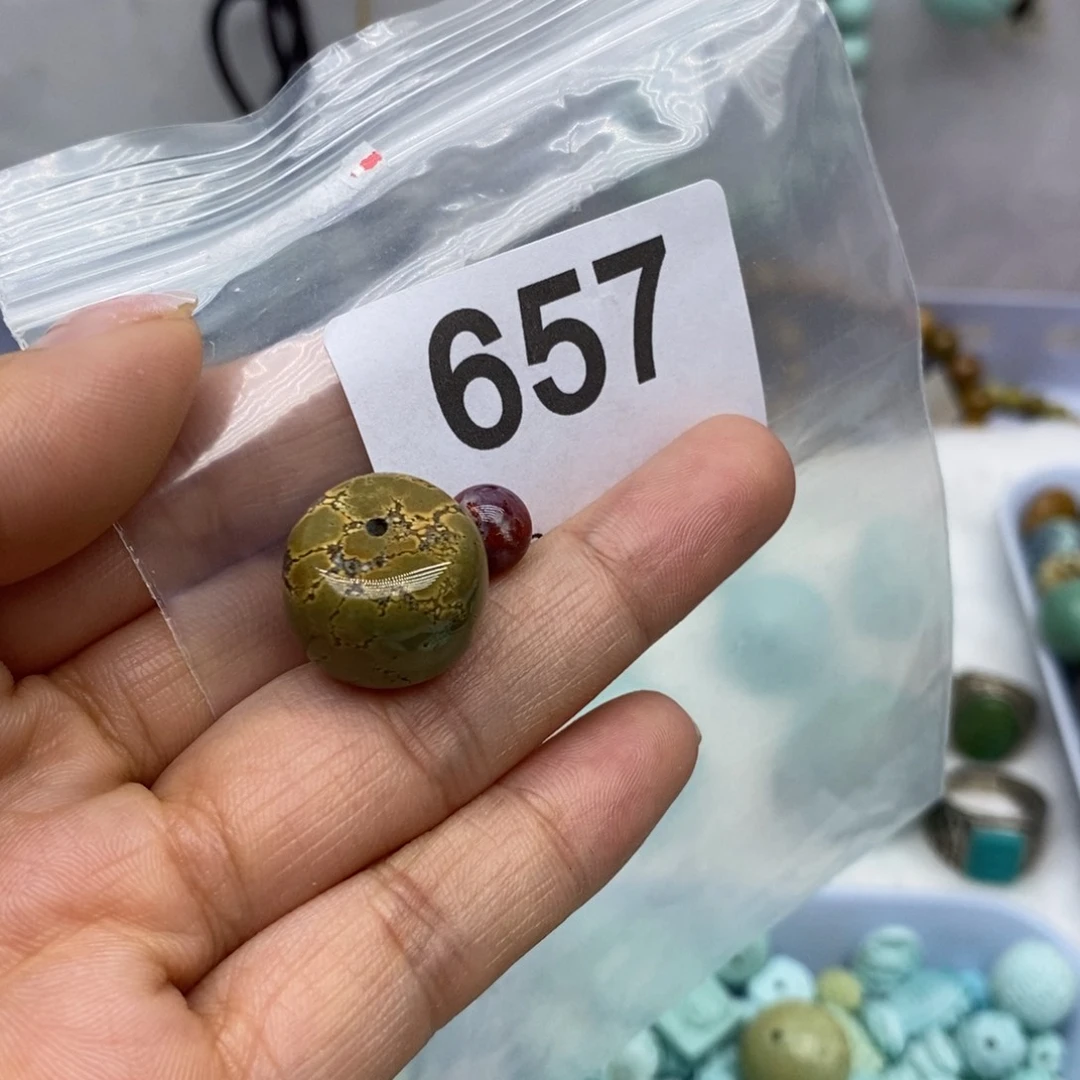 未镶嵌南红玛瑙珠宝奇石