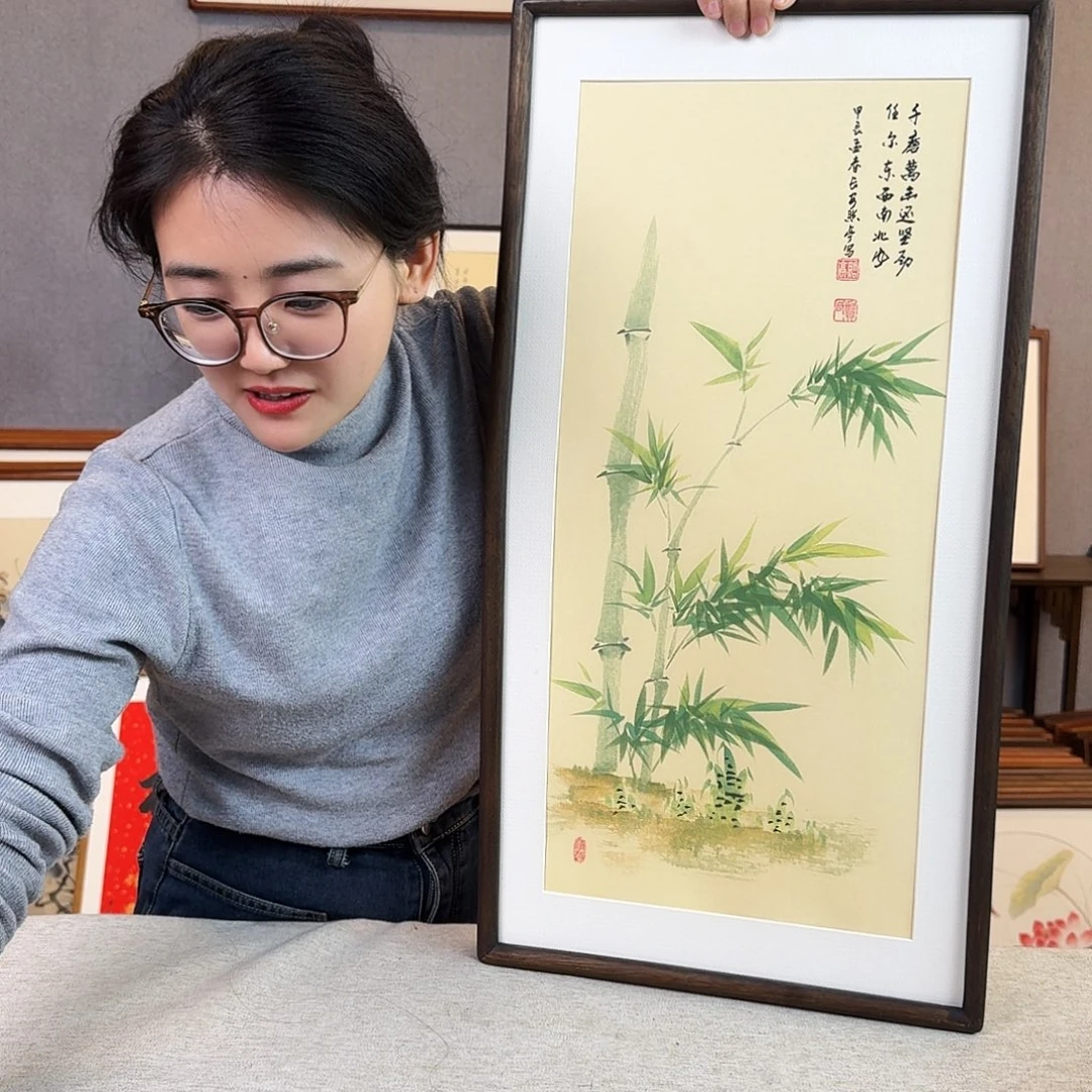 国画手绘带框尺寸： 36*69