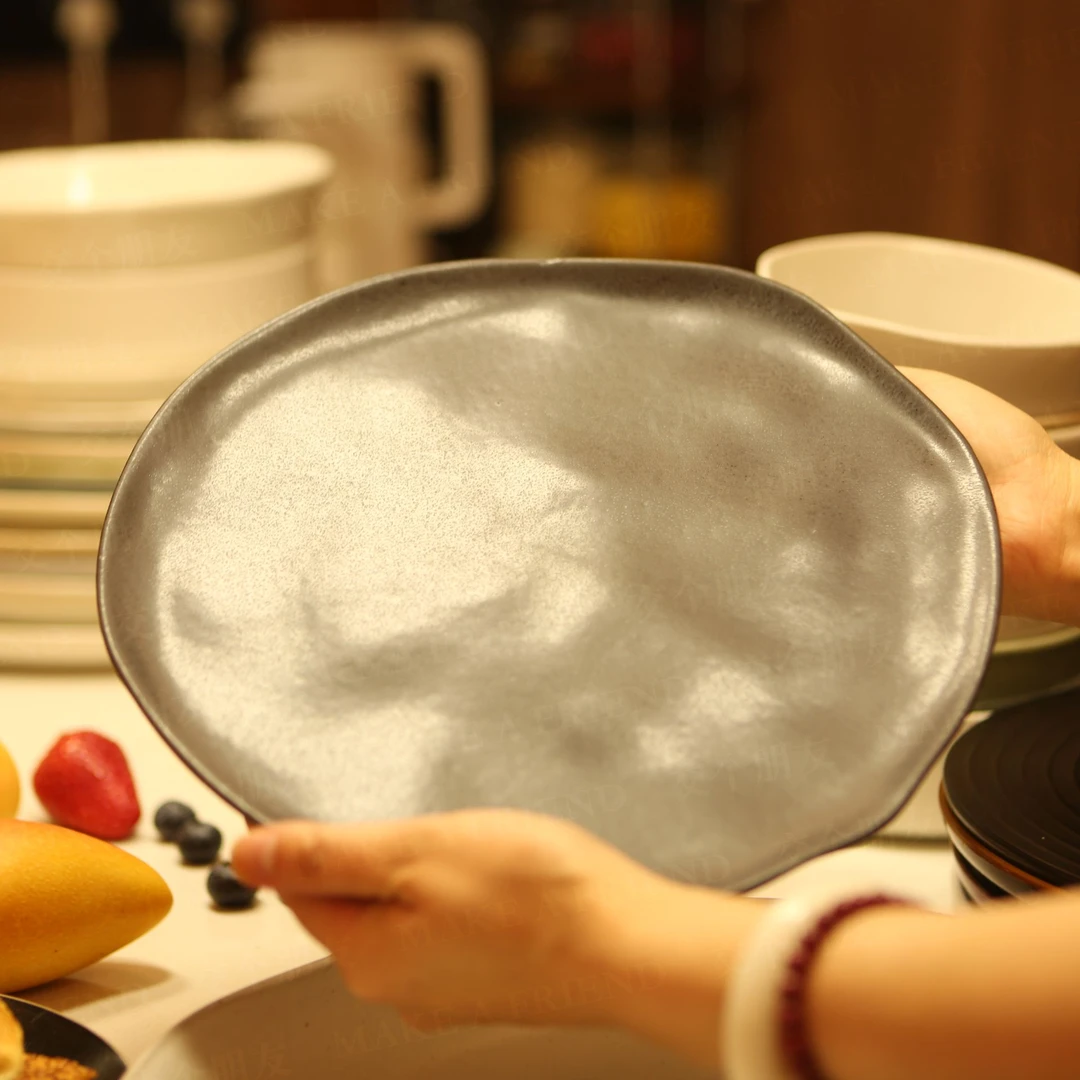 磨砂【高级感】10.5寸黑色岩板风不规则ins风餐盘釉下彩牛排