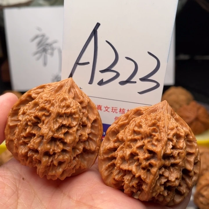 桃核把件文玩核桃满天星43