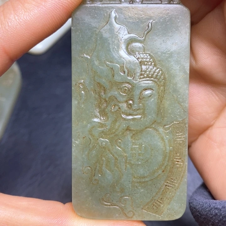 白玉菩提吊坠摆件