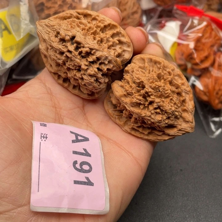 吊坠文玩核桃核桃