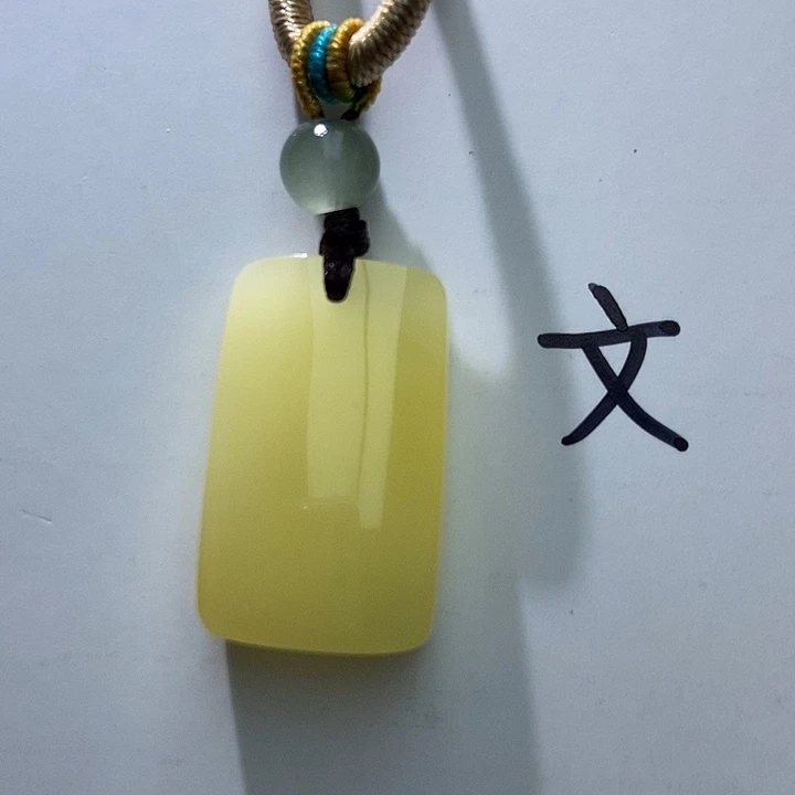 琥珀未镶嵌珠宝奇石12
