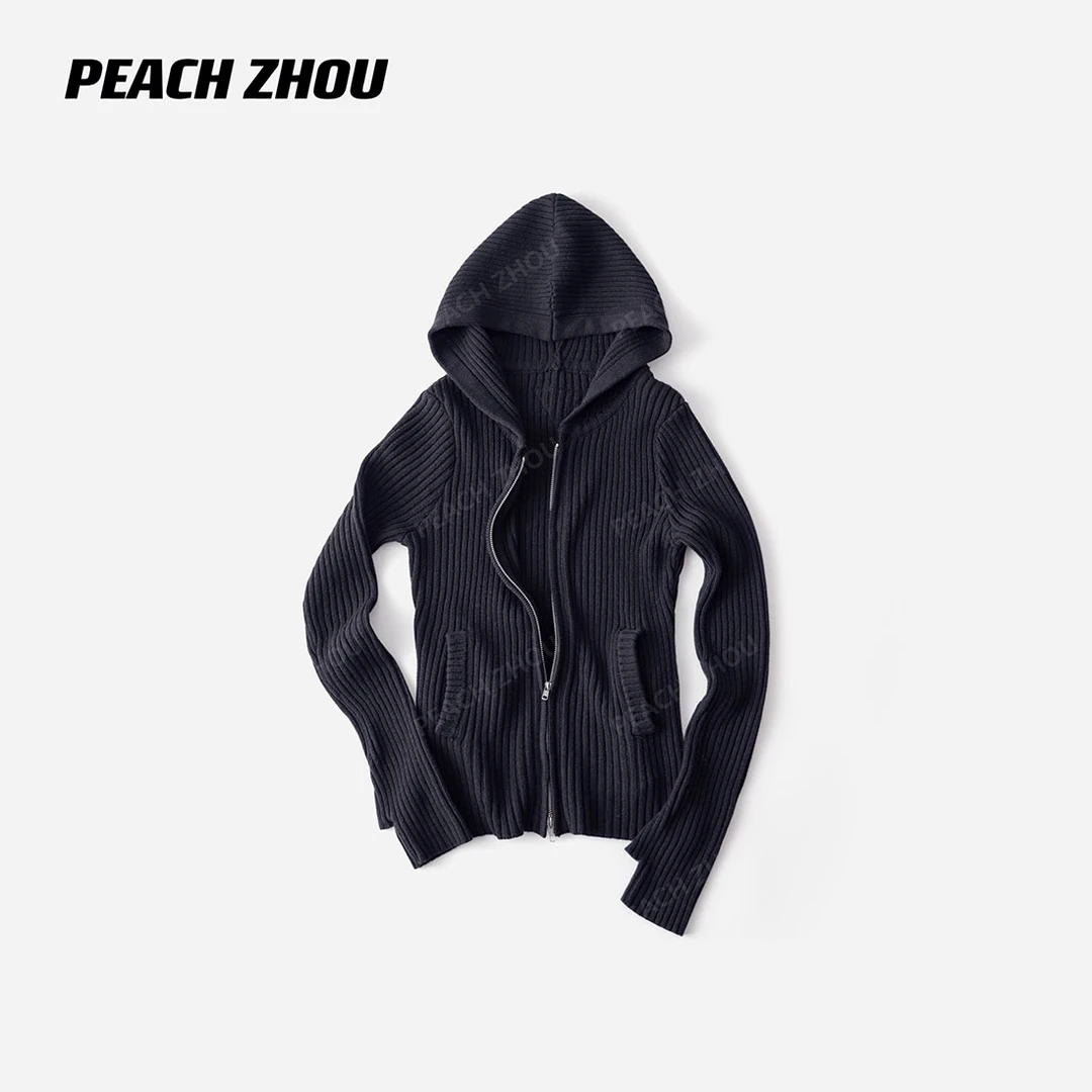 『PEACHZHOU』针织坑条三角标修身利落休闲连帽拉链毛衣开衫外套女