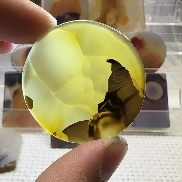 玛瑙/玉髓未镶嵌珠宝奇石