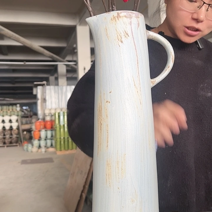 景德镇陶瓷花瓶工厂