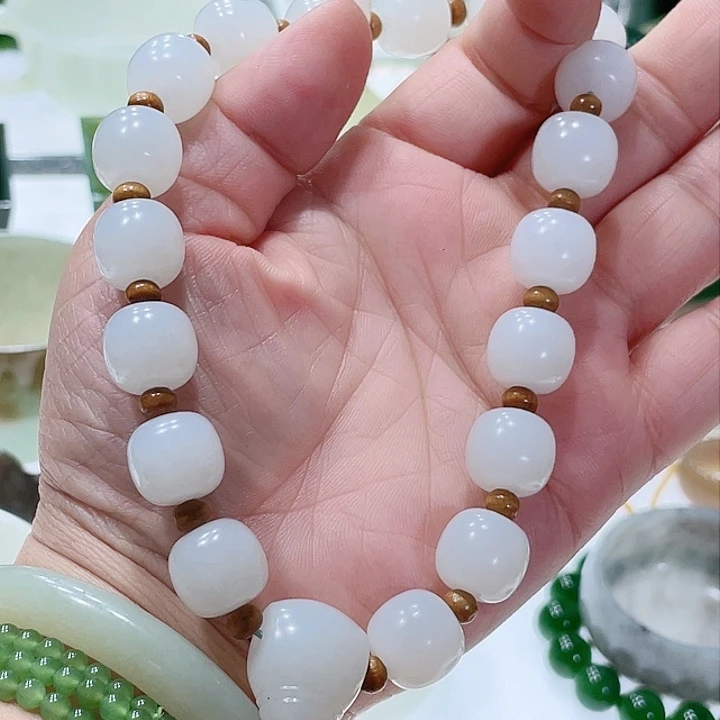 和田玉（白玉）挂件未镶嵌佐*