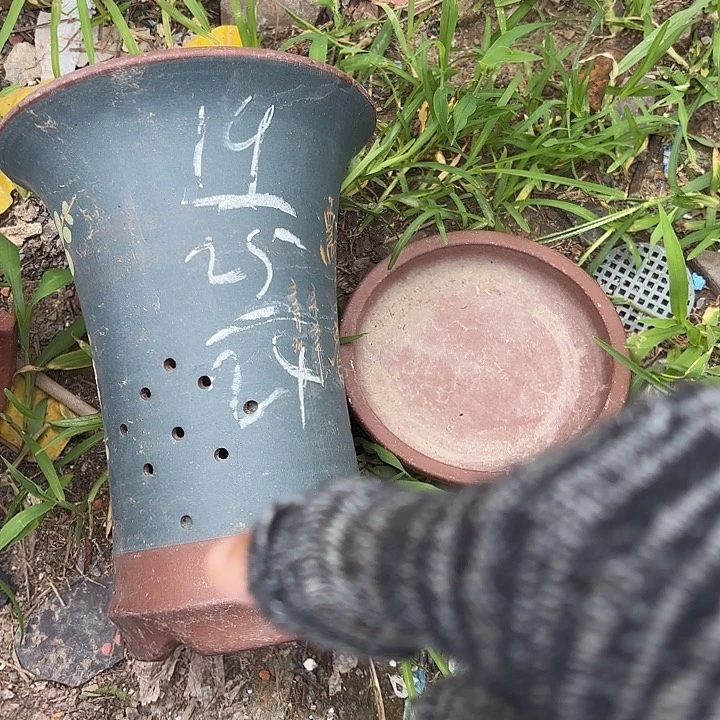 紫砂花瓶紫砂等珍贵