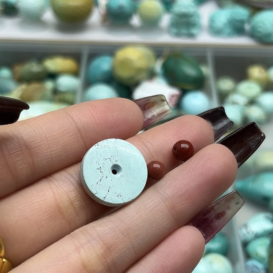 南红玛瑙未镶嵌珠宝奇石