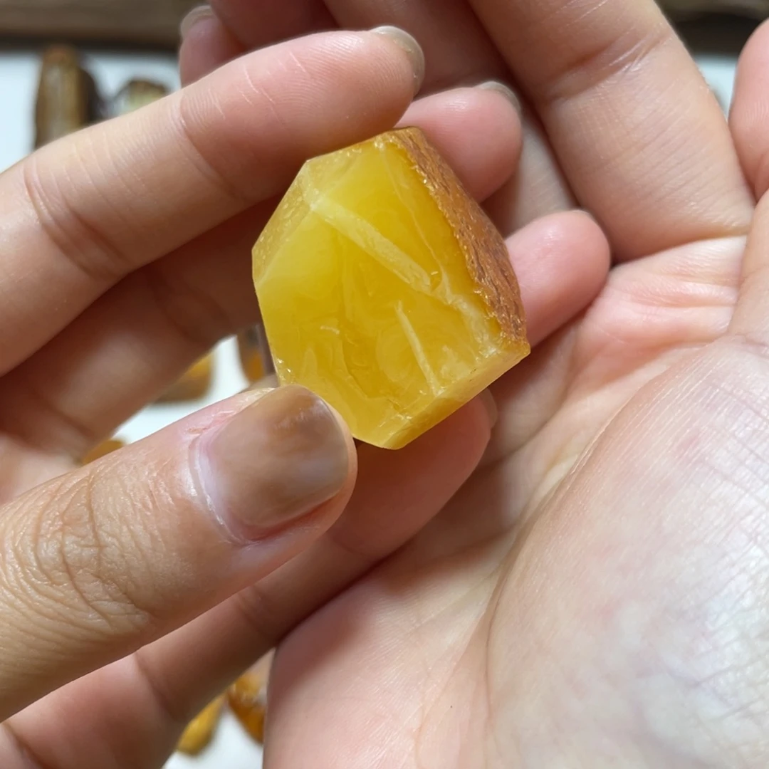 定制琥珀天然琥珀