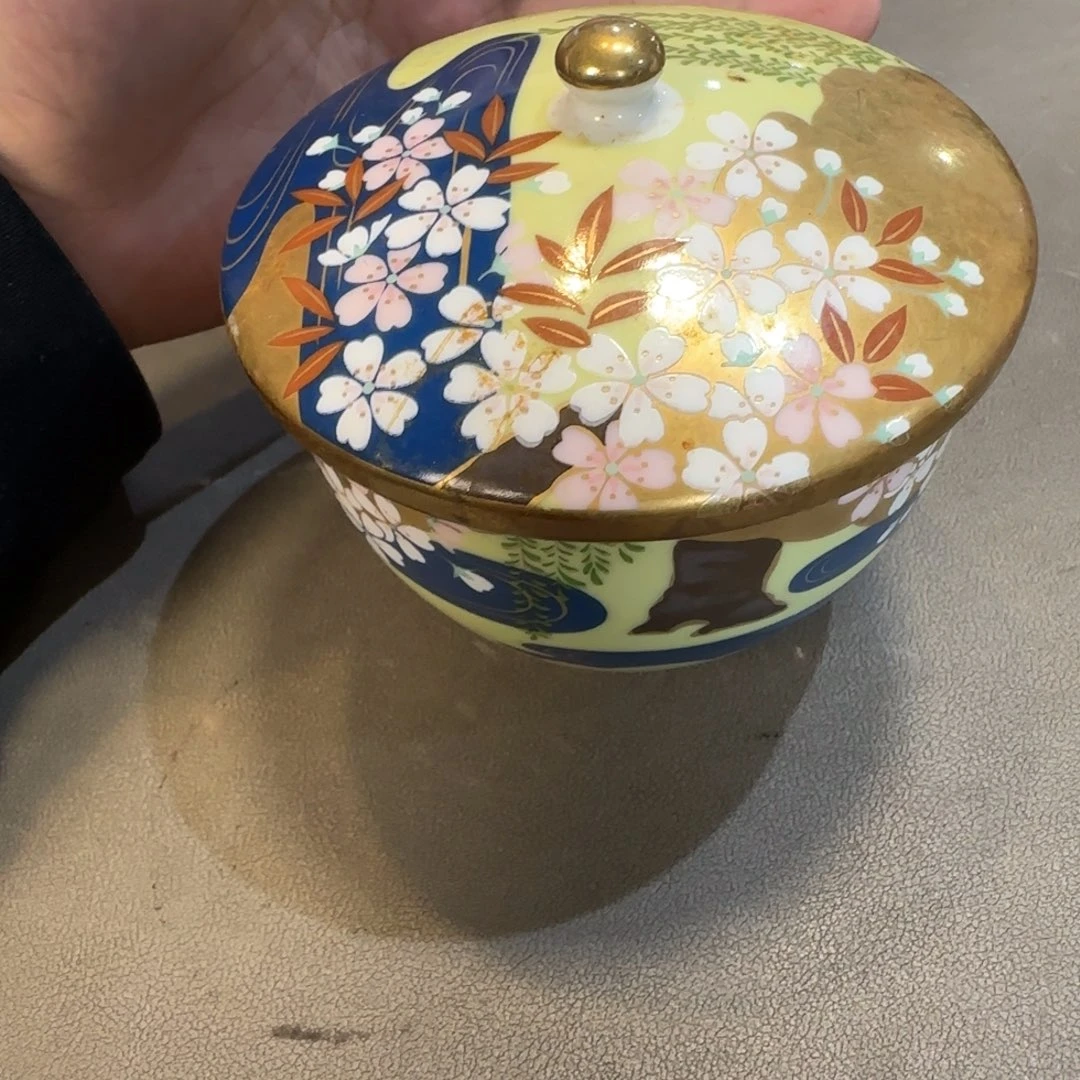 月***亮陶瓷中古美术装饰工艺品