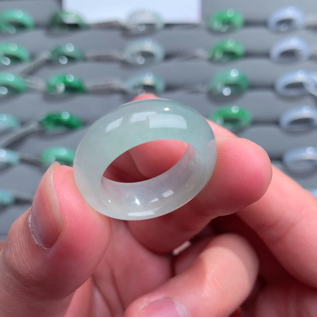 翡翠戒指未镶嵌天然