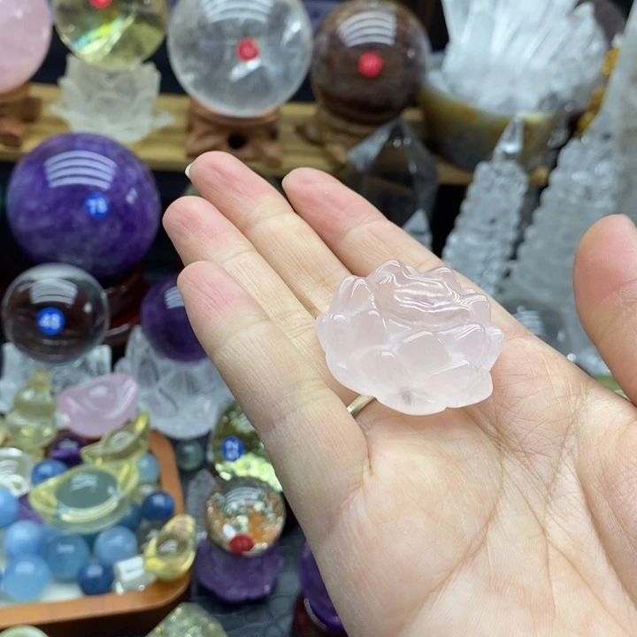 石材天然粉水晶莲花