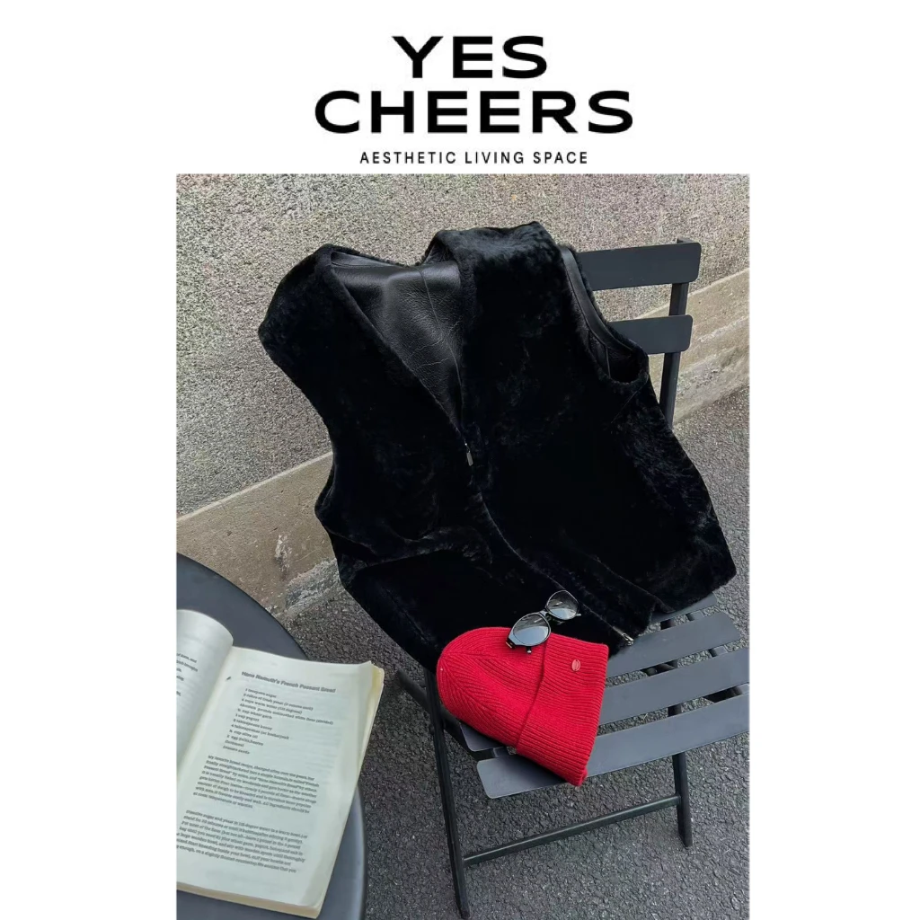 悦是YESCHEERS【黑钻拉贡】皮毛一体拉贡马甲 py17