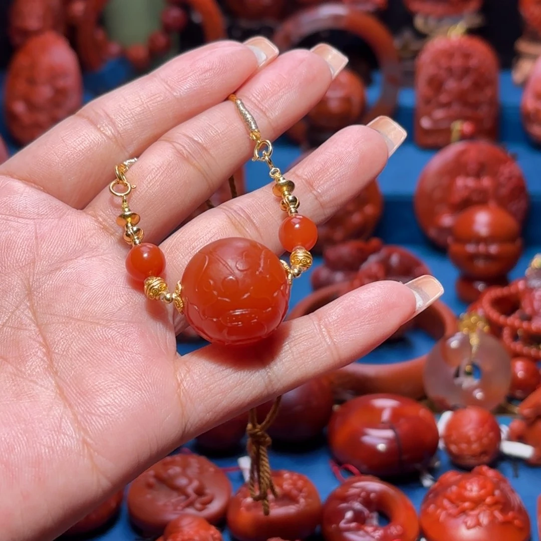 未镶嵌雕刻南红玛瑙