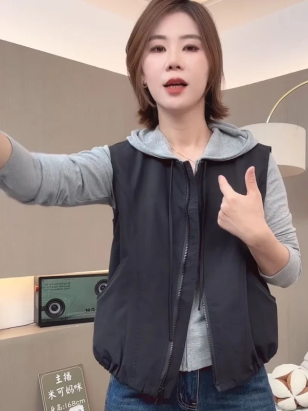 时尚马甲女时髦洋气2025新款宽松休闲外穿无袖坎肩马夹外套上衣秋