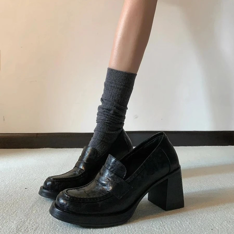 2025年春秋季高跟乐福鞋女复古百搭小皮鞋黑色简约一脚蹬通勤单鞋