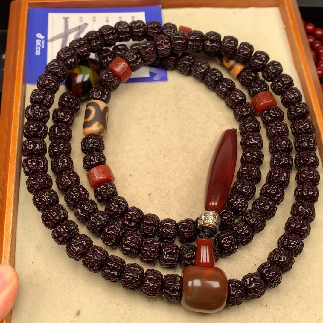 吊坠金刚菩提雪**狼金刚