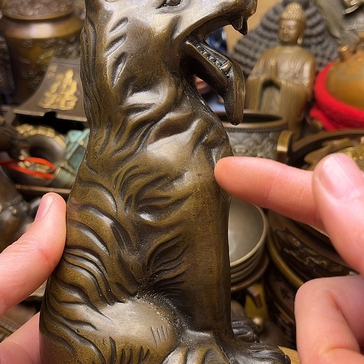 精美铜器批发档口