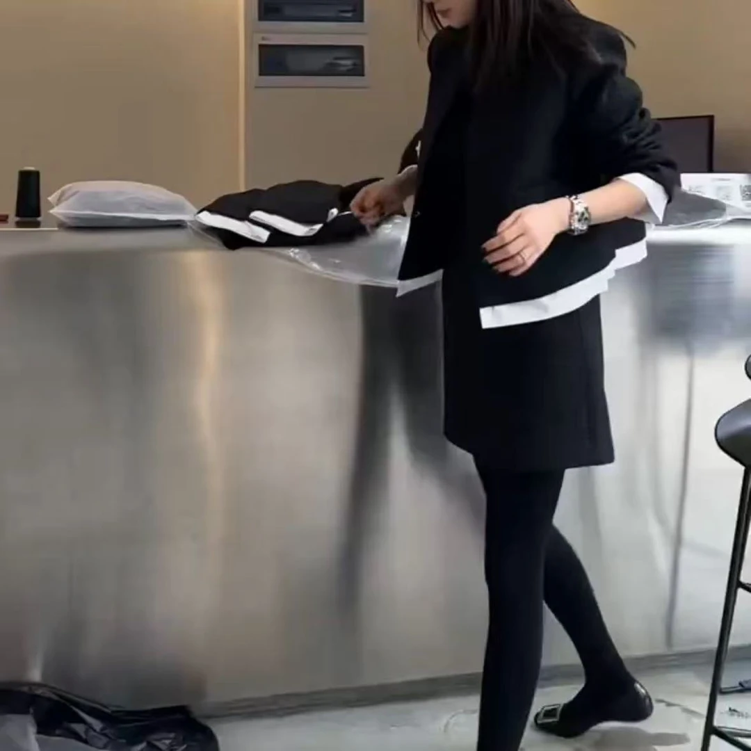 2025春季新款时尚显瘦气质女士网红洋气两件套百搭款D7072