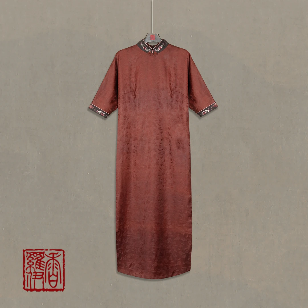香罗伊【客绣绫】传统中式复古绣花长袍