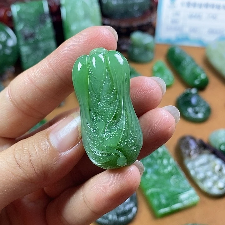 未镶嵌和田玉挂件