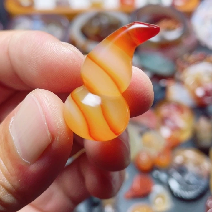 玛瑙/玉髓颈饰未镶嵌