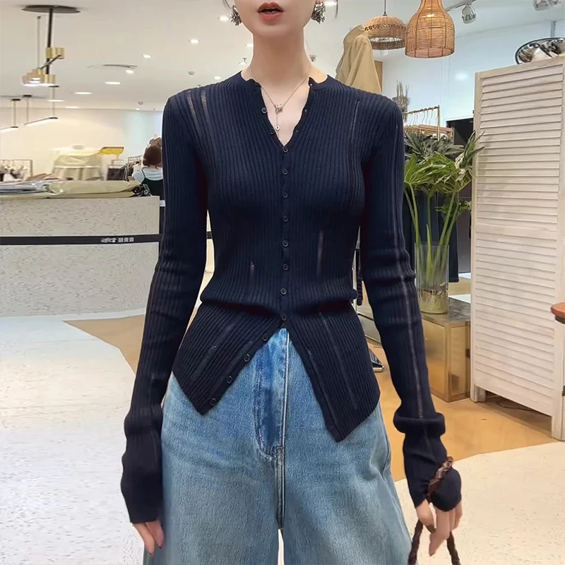 简约时尚V领黑色长袖针织开衫女秋季内搭修身显瘦打底上衣高级感