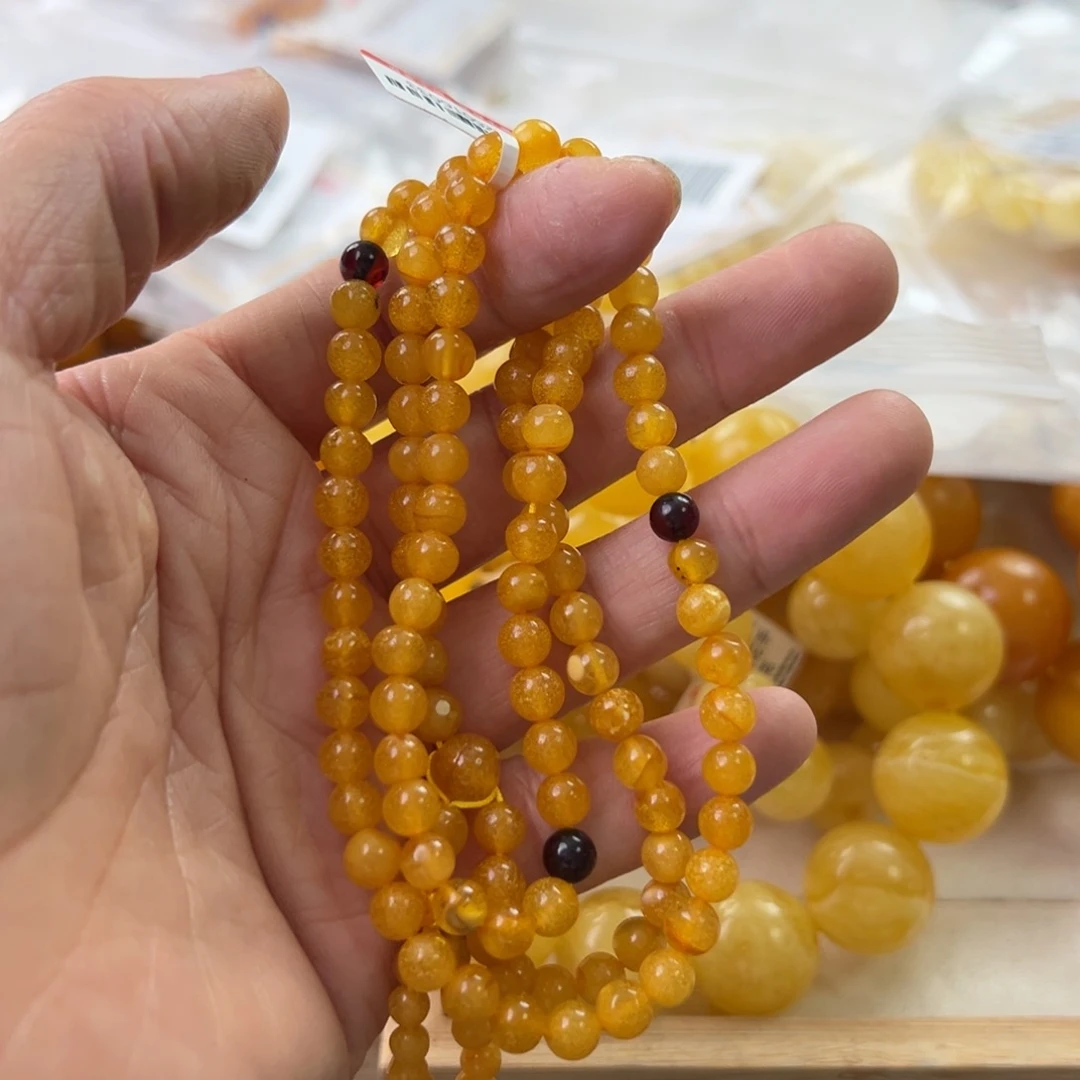 琥珀珠宝奇石未镶嵌