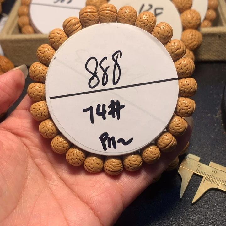 手串桃核顺**为74号了链接