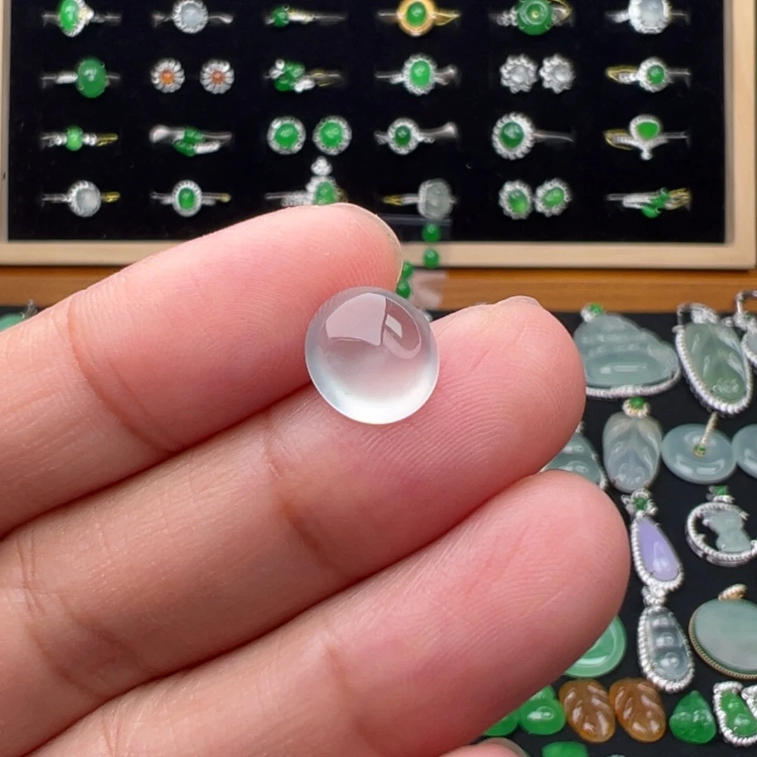 翡翠未镶嵌颈饰蛋9.6