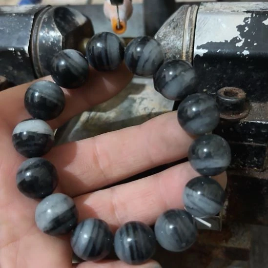 石英质玉未镶嵌手链