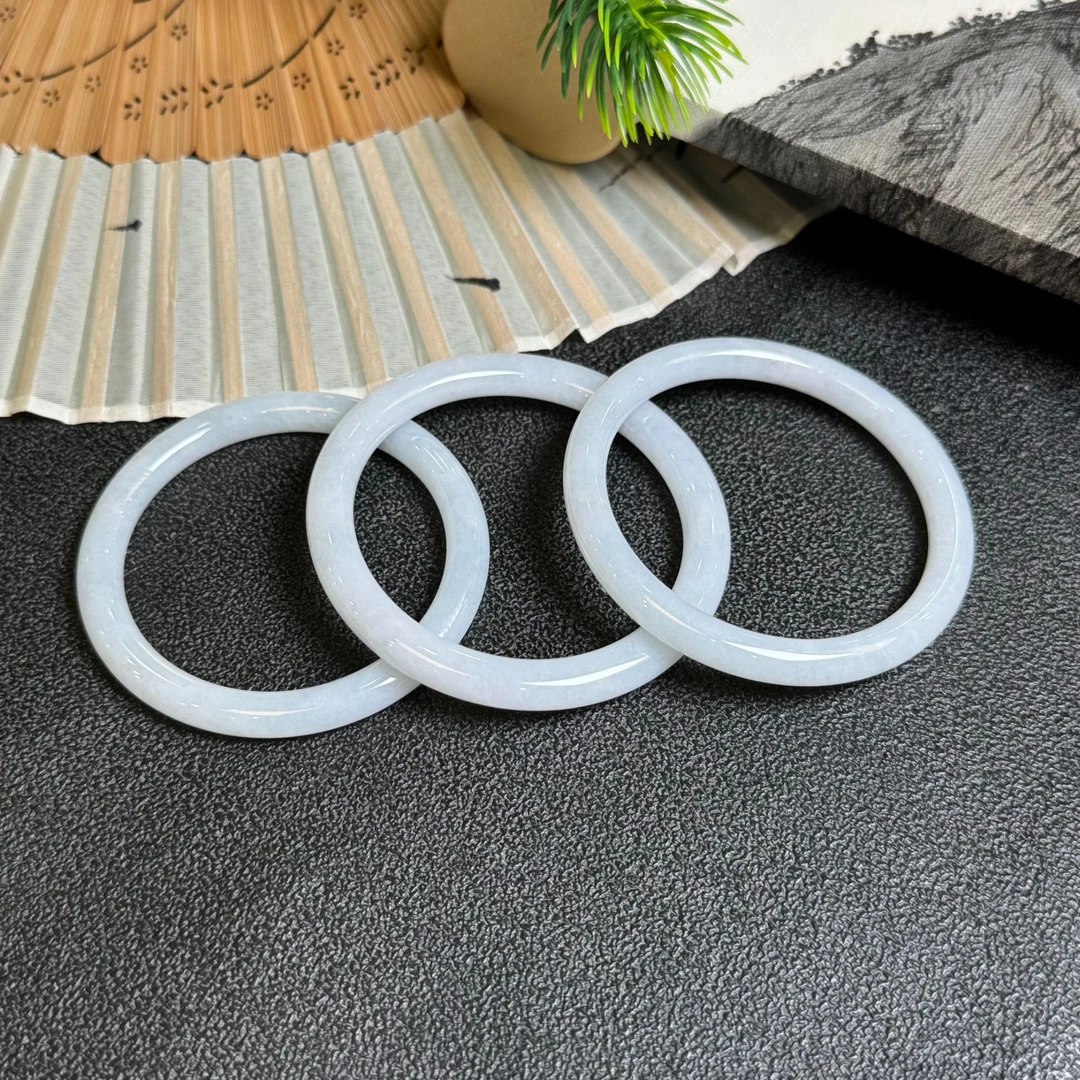 【豪哥鉴宝】K711-8手镯（美人条）天然缅甸A货翡翠多样性发一件