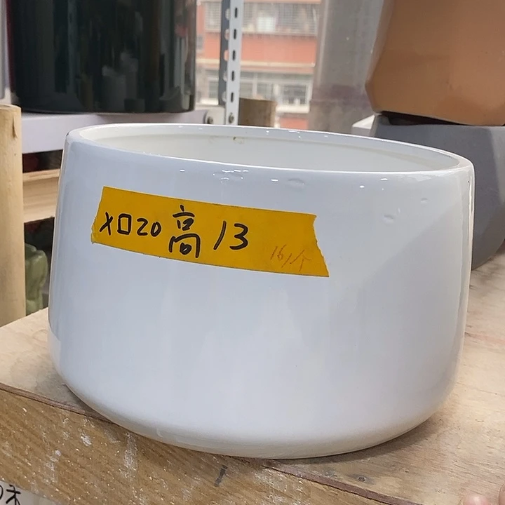 陶盆有孔 瑕疵针孔漏釉介意勿拍外口 20外高13