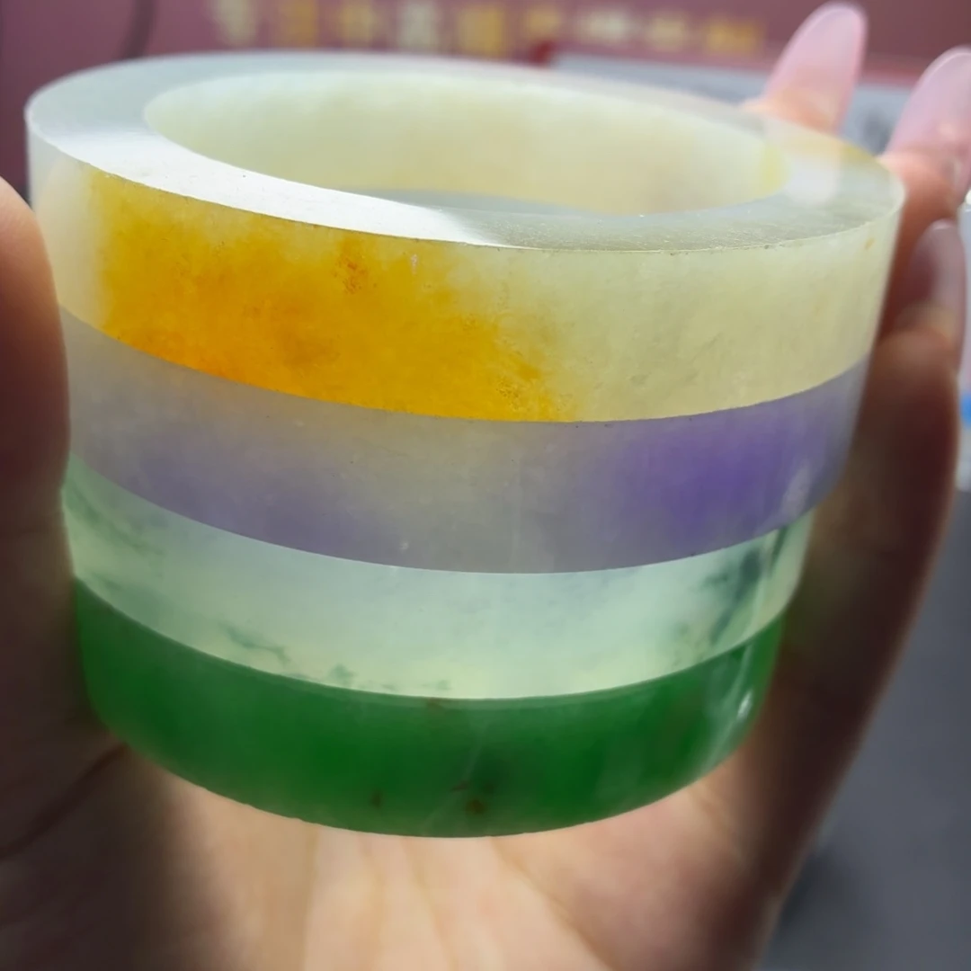 定制翡翠未镶嵌缅A翡翠多样性发一