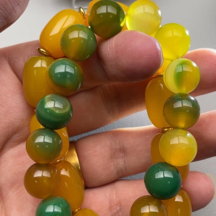 玛瑙/玉髓颈饰未镶嵌催****浩