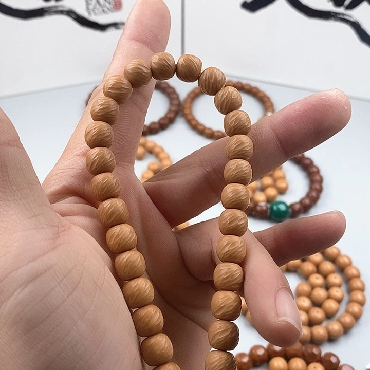 猴头核桃吊坠云锦9.1