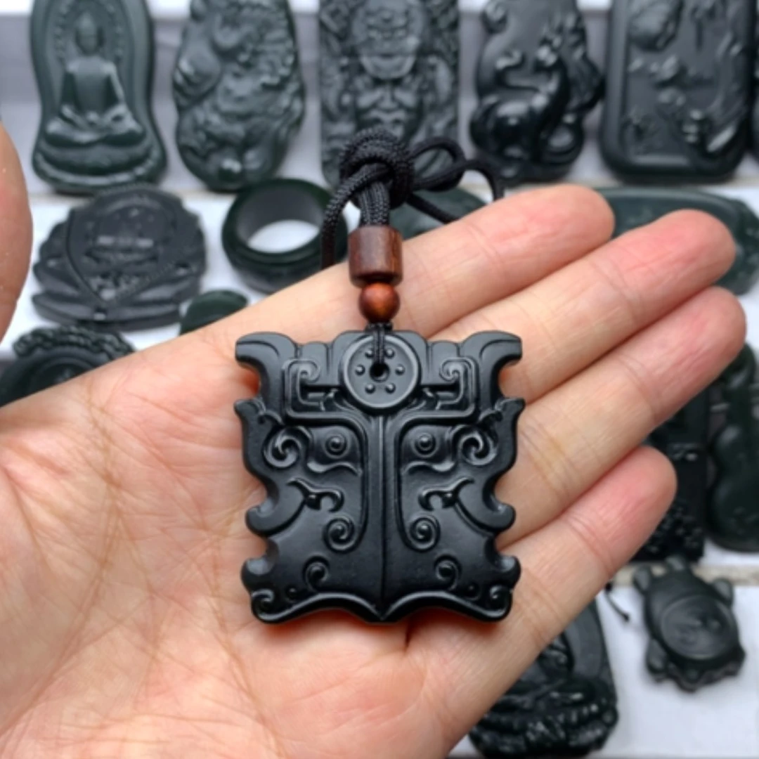 【闪购商品】颈饰未镶嵌和田玉双面雕刻
