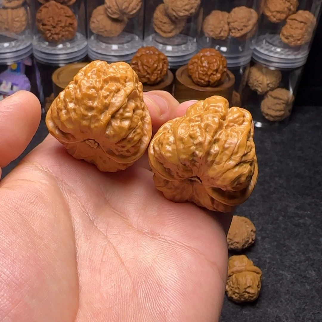 文玩核桃把件40尺蛤蟆头