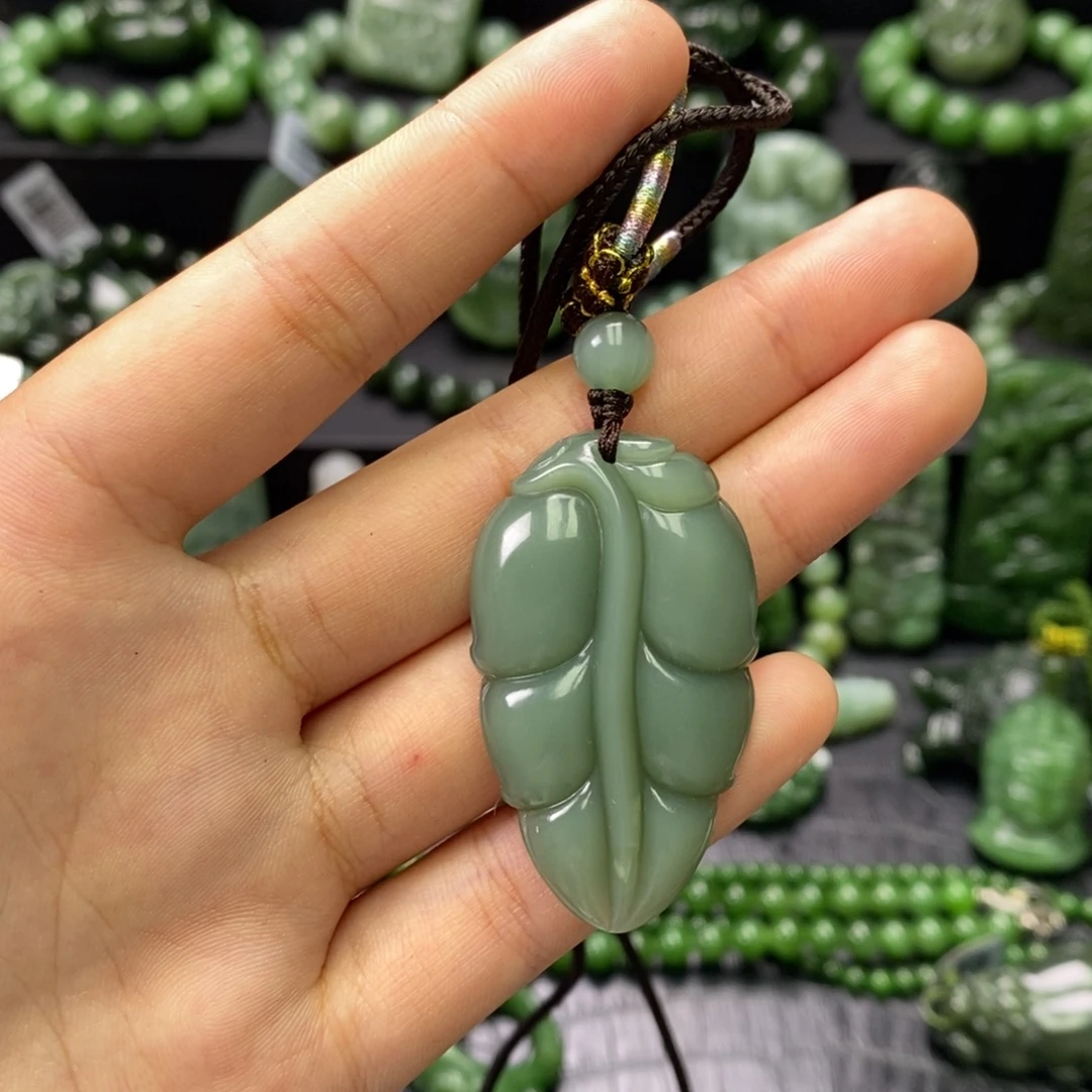 和田玉未镶嵌珠宝奇石