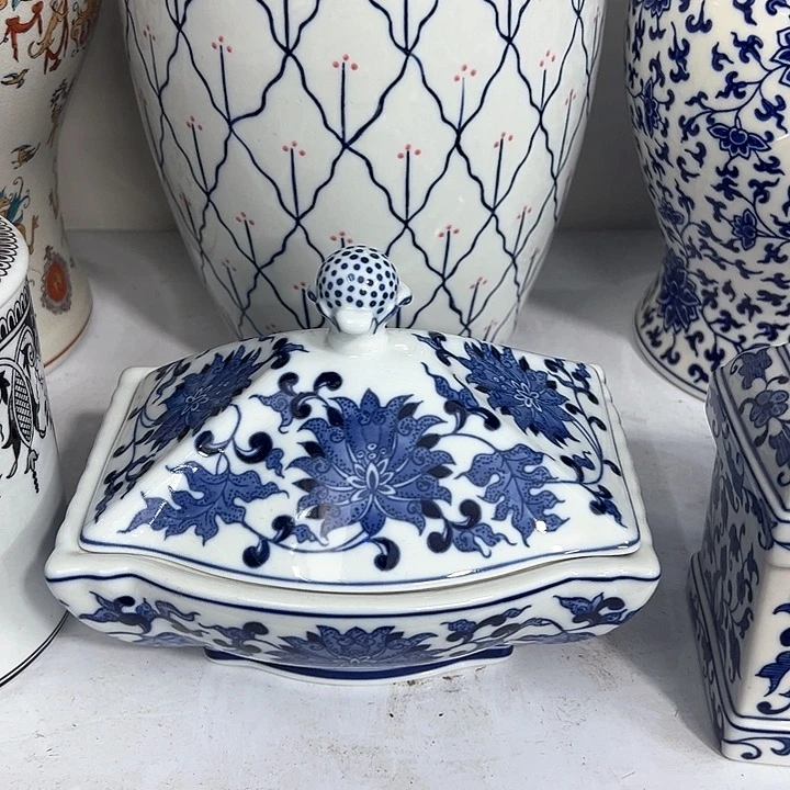 摆件青花瓷居家摆件，收纳盒首饰盒糖果盒