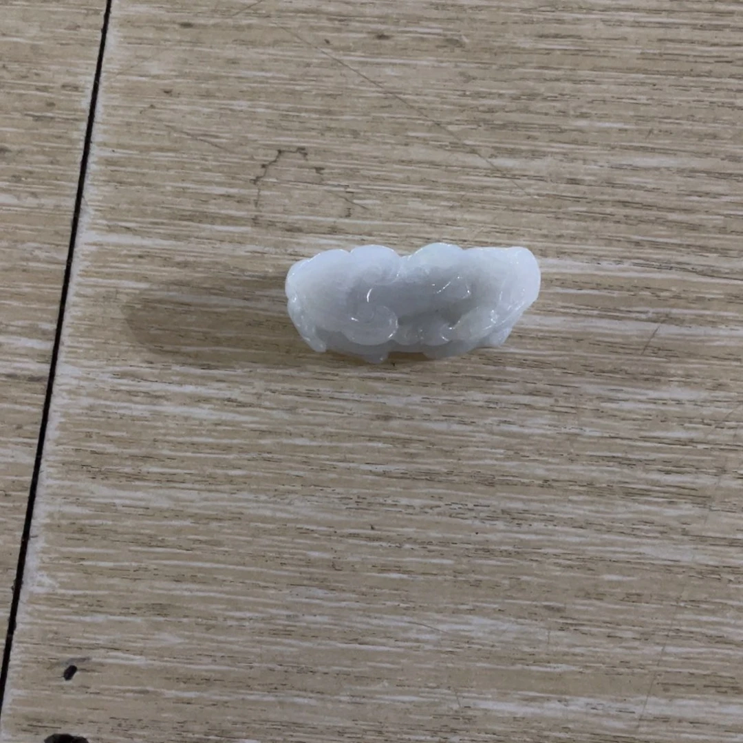 翡翠未镶嵌颈饰翡翠吊坠