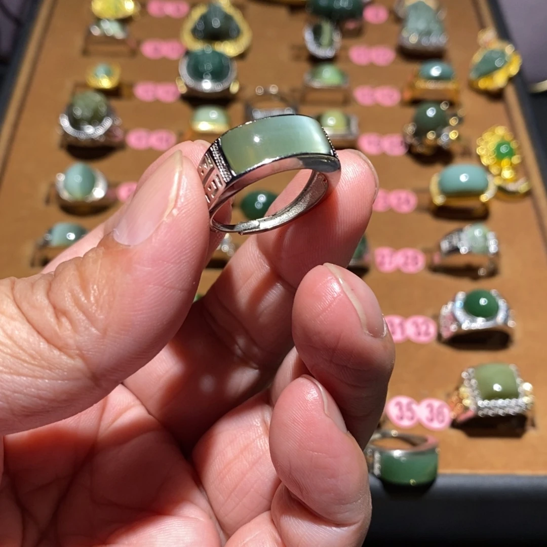 涿***光和田玉未镶嵌戒指