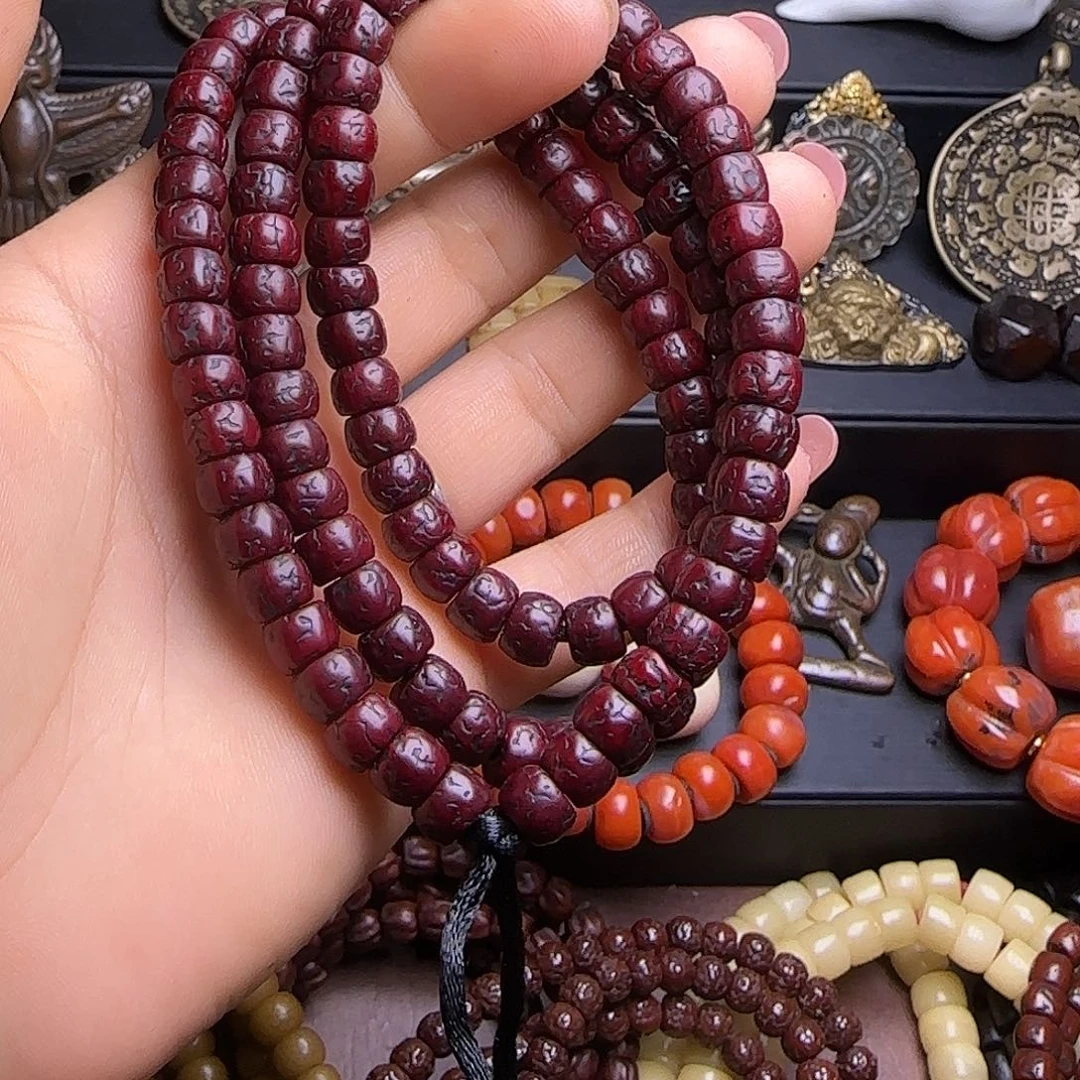 贝壳手串/手链……………………………………………………